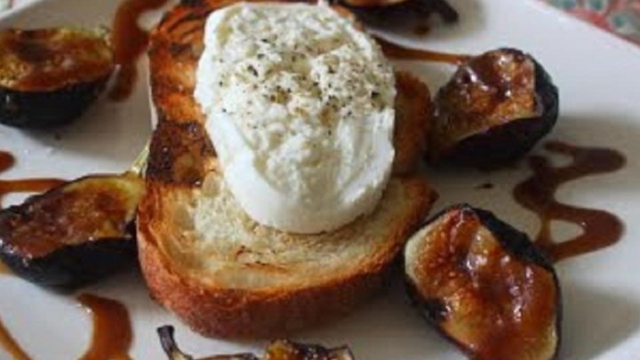 Burrata Bruschetta
