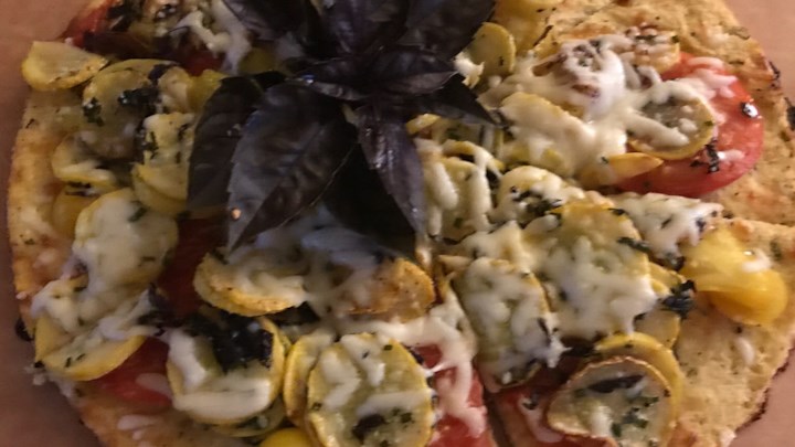 Cheesy Cauliflower Pizza Crust